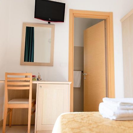 Hotel Capitano Tortoreto Eksteriør bilde