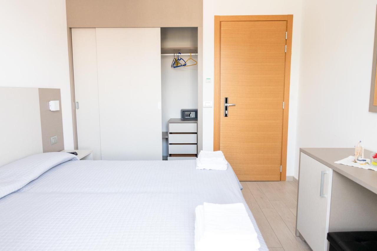 Hotel Capitano Tortoreto Eksteriør bilde