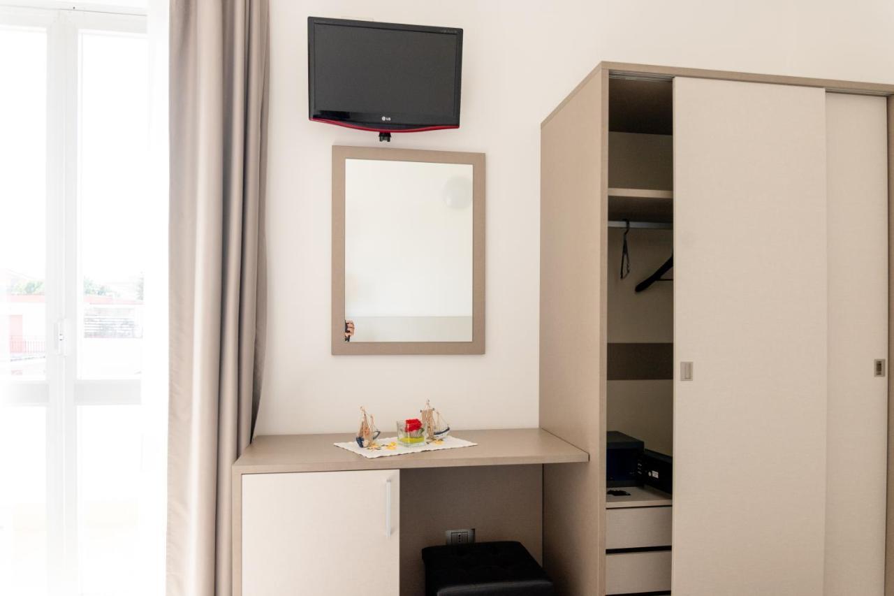 Hotel Capitano Tortoreto Eksteriør bilde