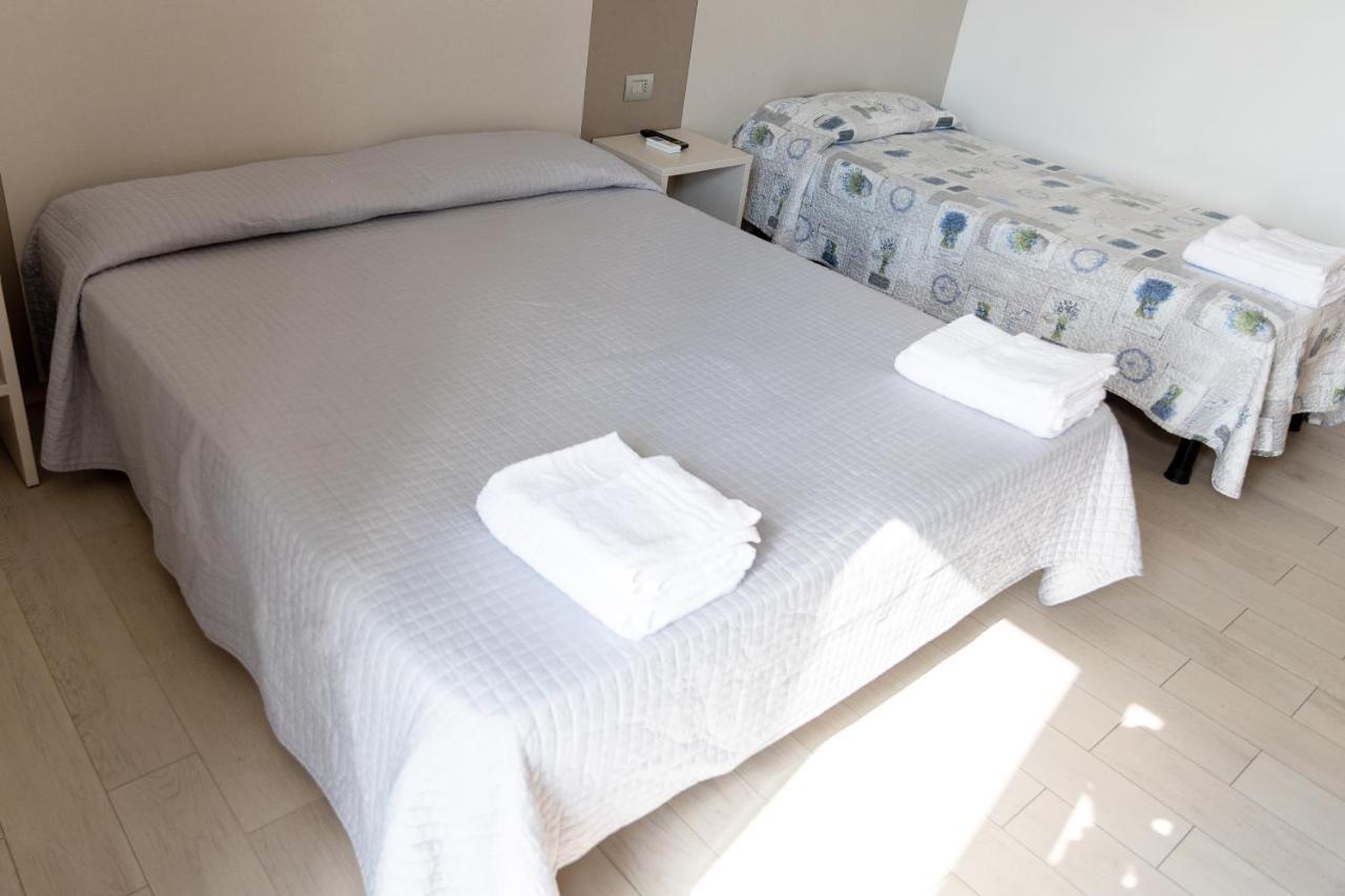 Hotel Capitano Tortoreto Eksteriør bilde